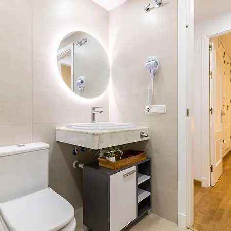 Allo Francos Iv Parking Centro 3 شقة *