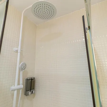 Allo Francos Iv Parking Centro 3 شقة *