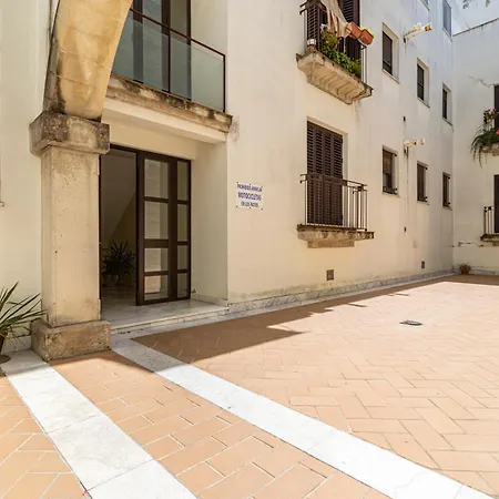 Allo Francos Iv Parking Centro 3 * 赫雷斯